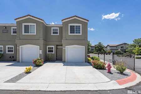 5665 Vista Luna Dr Apt 104 Sparks, NV 89436