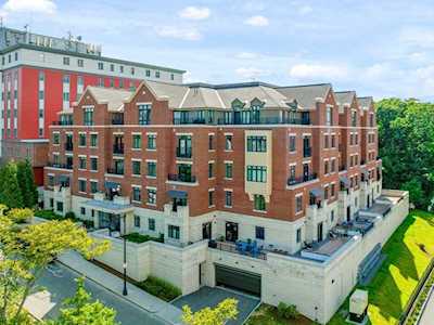 1501 Commonwealth Ave #203 Boston, MA 02135