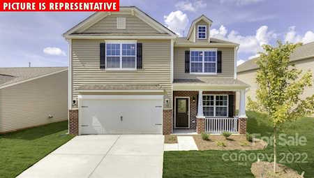8141 Clairwood Dr Charlotte, NC 28269