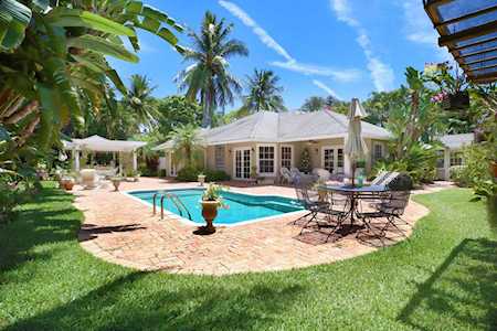 350 NE 8th Avenue Delray Beach, FL 33483