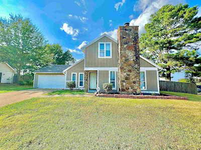 6300 Midsummer Way Memphis, TN 38115