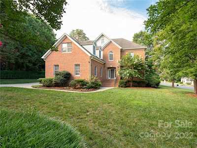 7525 British Gardens Ln Charlotte, NC 28277