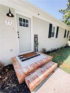 772 Selkirk Dr Newport News, VA 23602