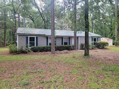 2261 Stonewood Ln Tallahassee, FL 32305