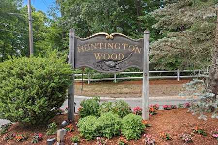 204 Foxwood Cirle #204 Peabody, MA 01960