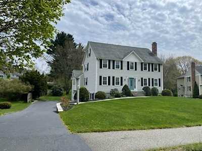 12 Allgrove Lane Wilmington, MA 01887