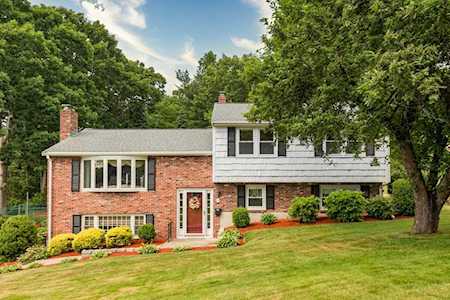 71 Old Country Way Braintree, MA 02184