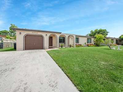 10710 Ember Street Boca Raton, FL 33428
