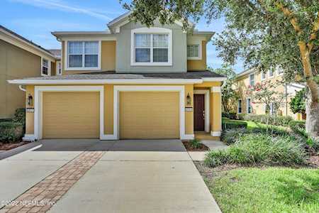 6519 White Blossom Cir Jacksonville, FL 32258