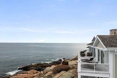 15 Long Beach Road Gloucester, MA 01930