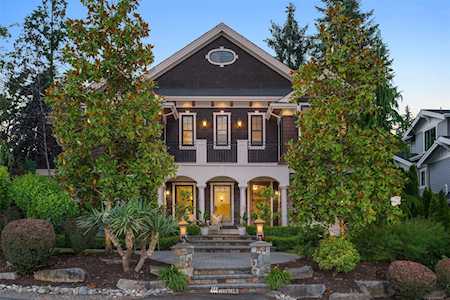 9804 NE 15th St Bellevue, WA 98004