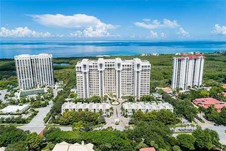 7117 Pelican Bay Blvd #1707 Naples, FL 34108