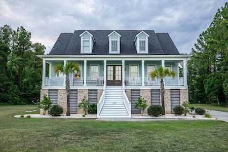 1335 Wood Sorrel Dr Moncks Corner, SC 29461