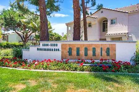 5548 Renaissance Avenue #2 University City, CA 92122