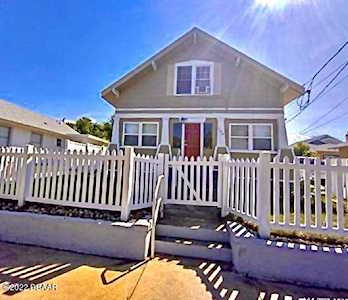 126/124 Oleander Avenue Daytona Beach, FL 32118