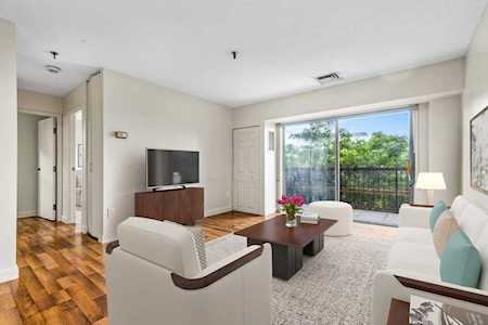 133 Commander Shea Blvd #518 Quincy, MA 02171