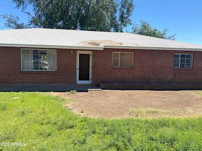 3845 E Whitton Avenue Phoenix, AZ 85018