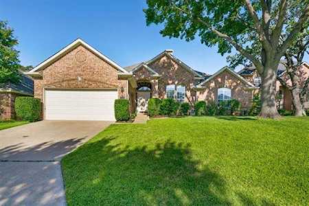 3146 Southwood Drive Highland Village, TX 75077