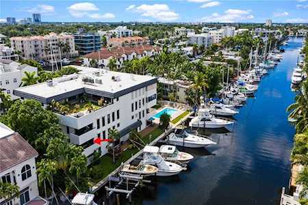 76 Isle of Venice Dr #C Fort Lauderdale, FL 33301