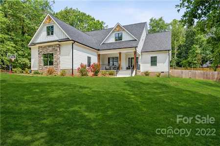 10106 Saffir Ct Mint Hill, NC 28227