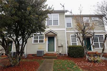 103 Woodsong Ln Mooresville, NC 28117