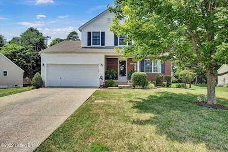 2018 Cherry Ridge Ct La Grange, KY 40031