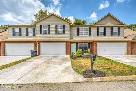 2055 Gatehouse Ln Powell, TN 37849
