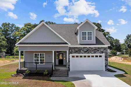 3218 School View Drive Farmville, NC 27828