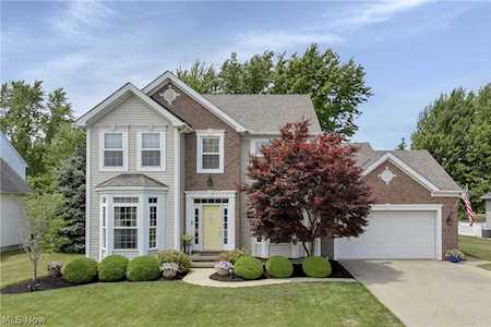468 Waterside Dr Avon Lake, OH 44012