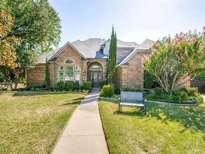 1028 Steeplewood Drive Grapevine, TX 76051