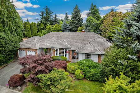 9008 NE 151st St Bothell, WA 98011