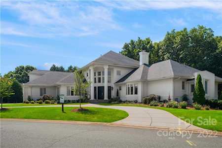 18730 Peninsula Club Dr Cornelius, NC 28031