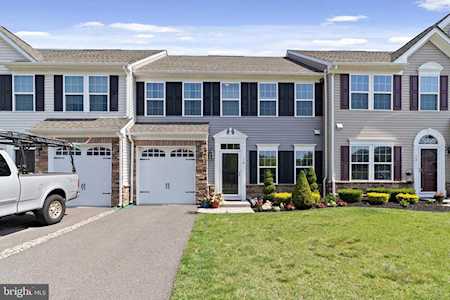 74 Heals Farm Rd Burlington, NJ 08016