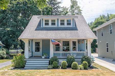 29709 Foote Rd Bay Village, OH 44140