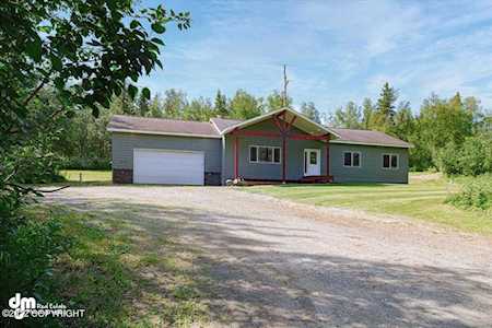 1750 W Kanabec Dr Wasilla, AK 99654
