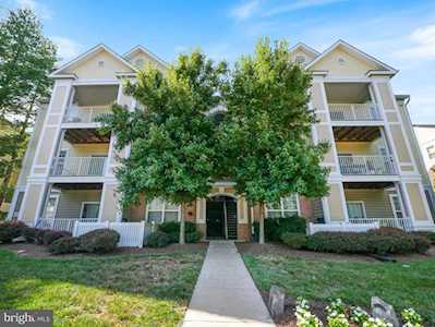 20903 Cedarpost Square #303 Ashburn, VA 20147