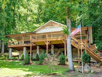 855 Country Club Dr Canton, NC 28716
