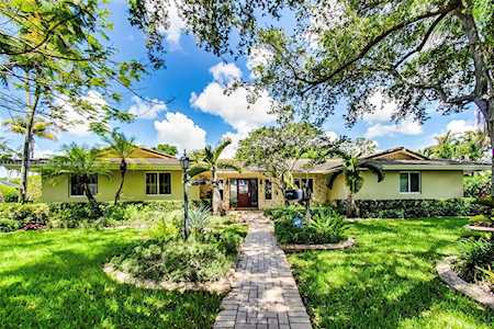 11100 SW 71st Ave Pinecrest, FL 33156