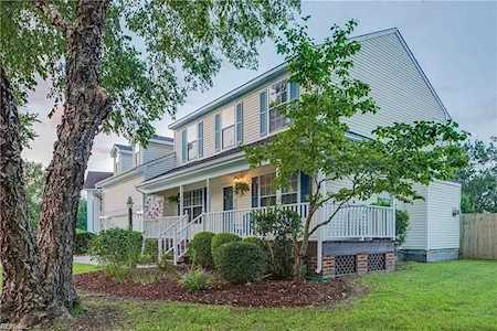 1615 Prospect Dr Chesapeake, VA 23322