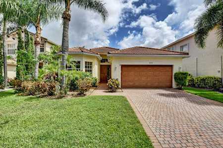 8230 Emerald Winds Circle Boynton Beach, FL 33473