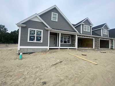 20 Country Club Ln. #14 Lakeville, MA 02347