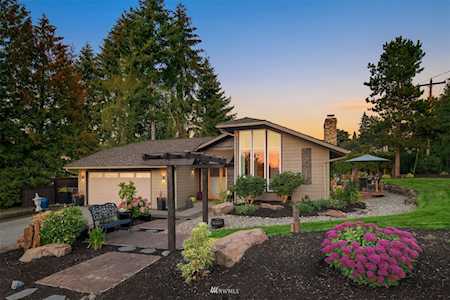 6006 105th Ave NE Kirkland, WA 98033