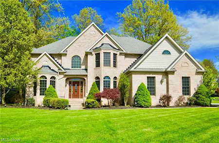 2403 Cornerstone Westlake, OH 44145