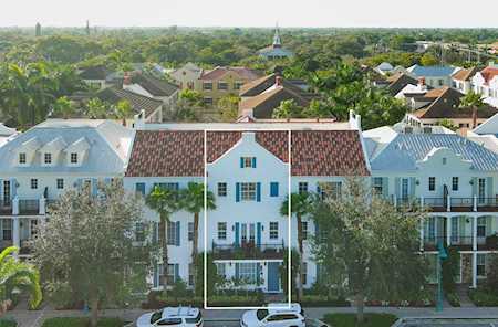373 E Cannery Row Circle Delray Beach, FL 33444