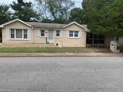2916 Hermes St Virginia Beach, VA 23452