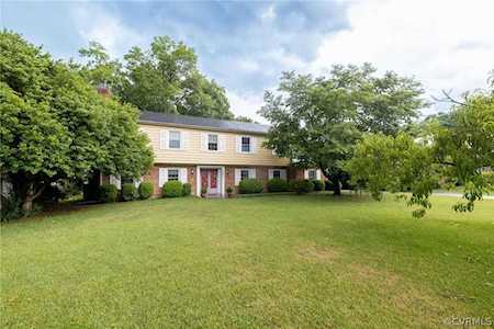 8303 Buckeye Dr Henrico, VA 23228