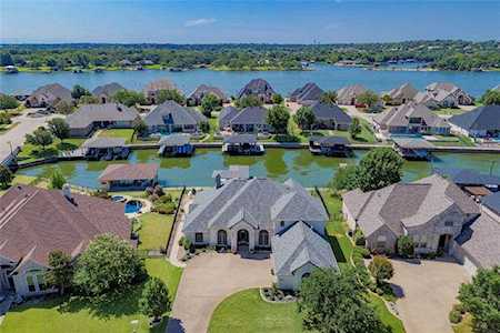 2612 Waters Edge Drive Granbury, TX 76048