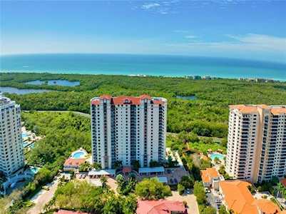 7225 Pelican Bay Blvd #901 Naples, FL 34108