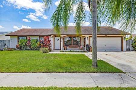 415 Las Palmas Street Royal Palm Beach, FL 33411