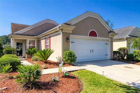 25 Lazy Daisy Dr Bluffton, SC 29909